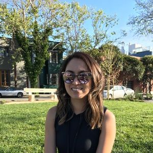 Meet your Posher, Priscilla